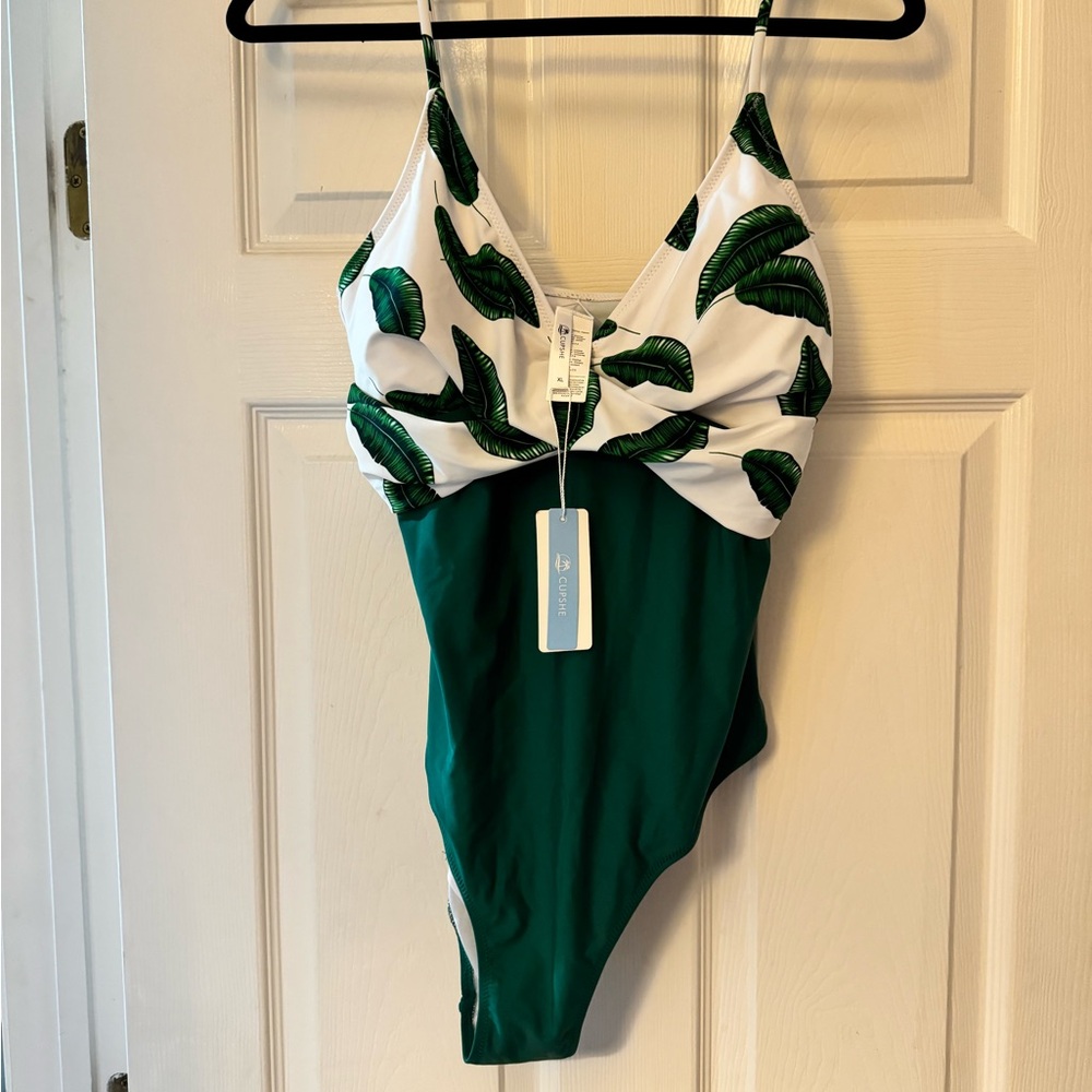 Women’s one piece bathing suit